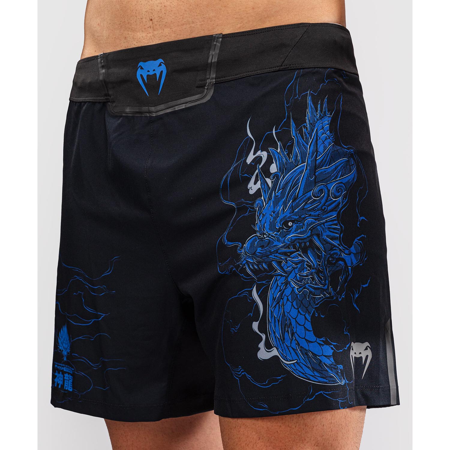 VENUM MMA Fight Shorts, Thunder Dragon, black-blue, XXL