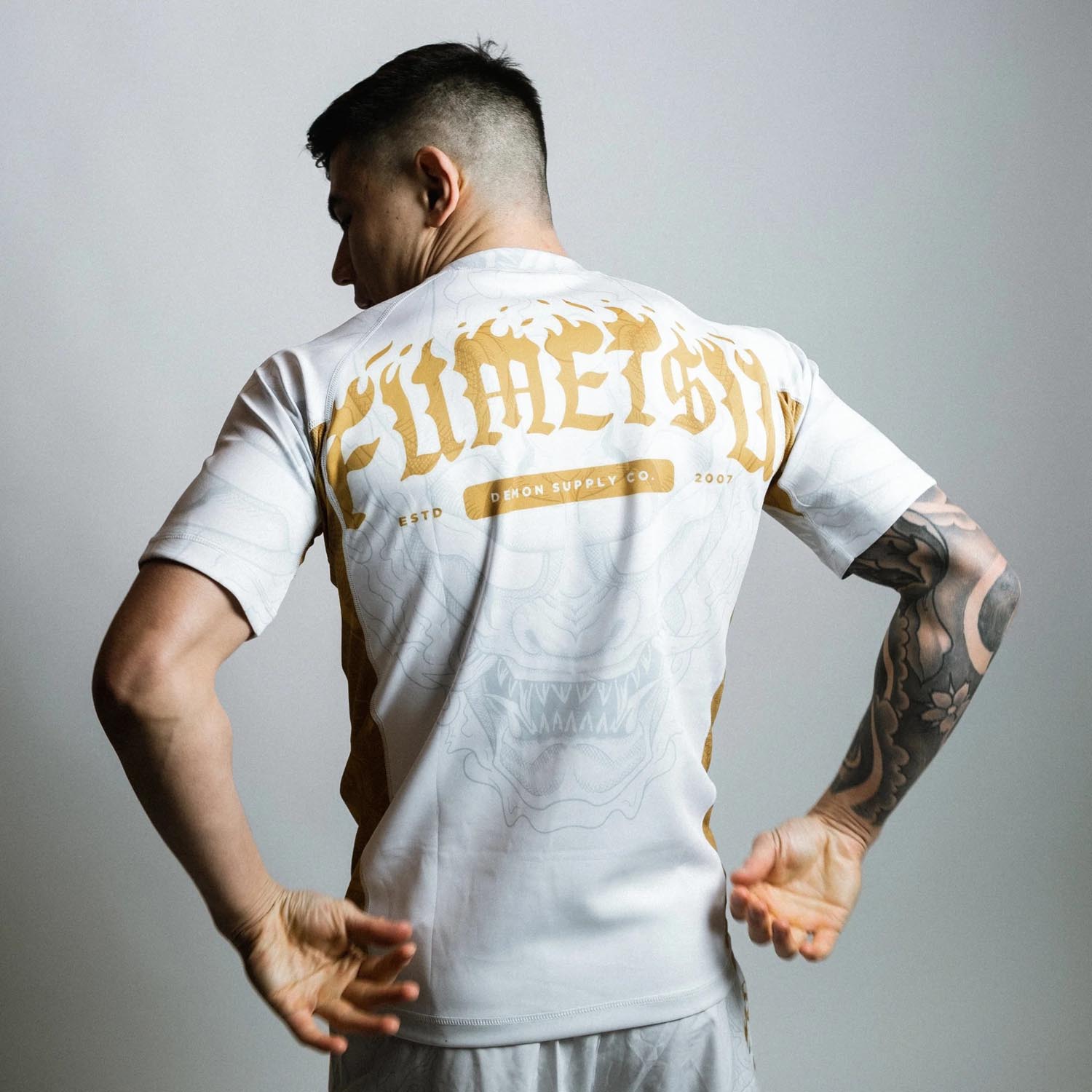 Fumetsu Rashguard, S/S, Oni, white-gold, XXL