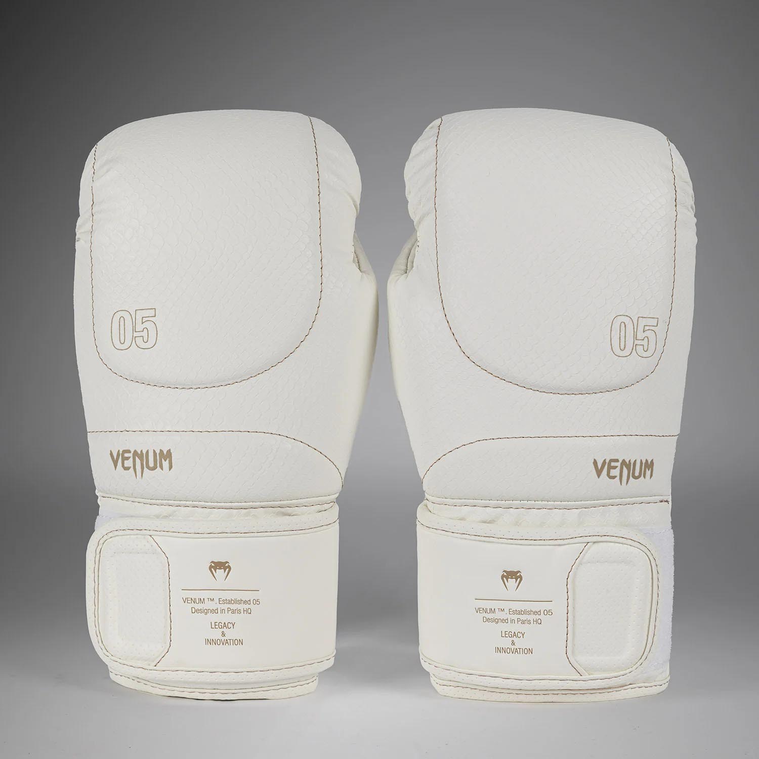 VENUM Boxing Gloves, Impact Evo Scales, ivory, 16 Oz