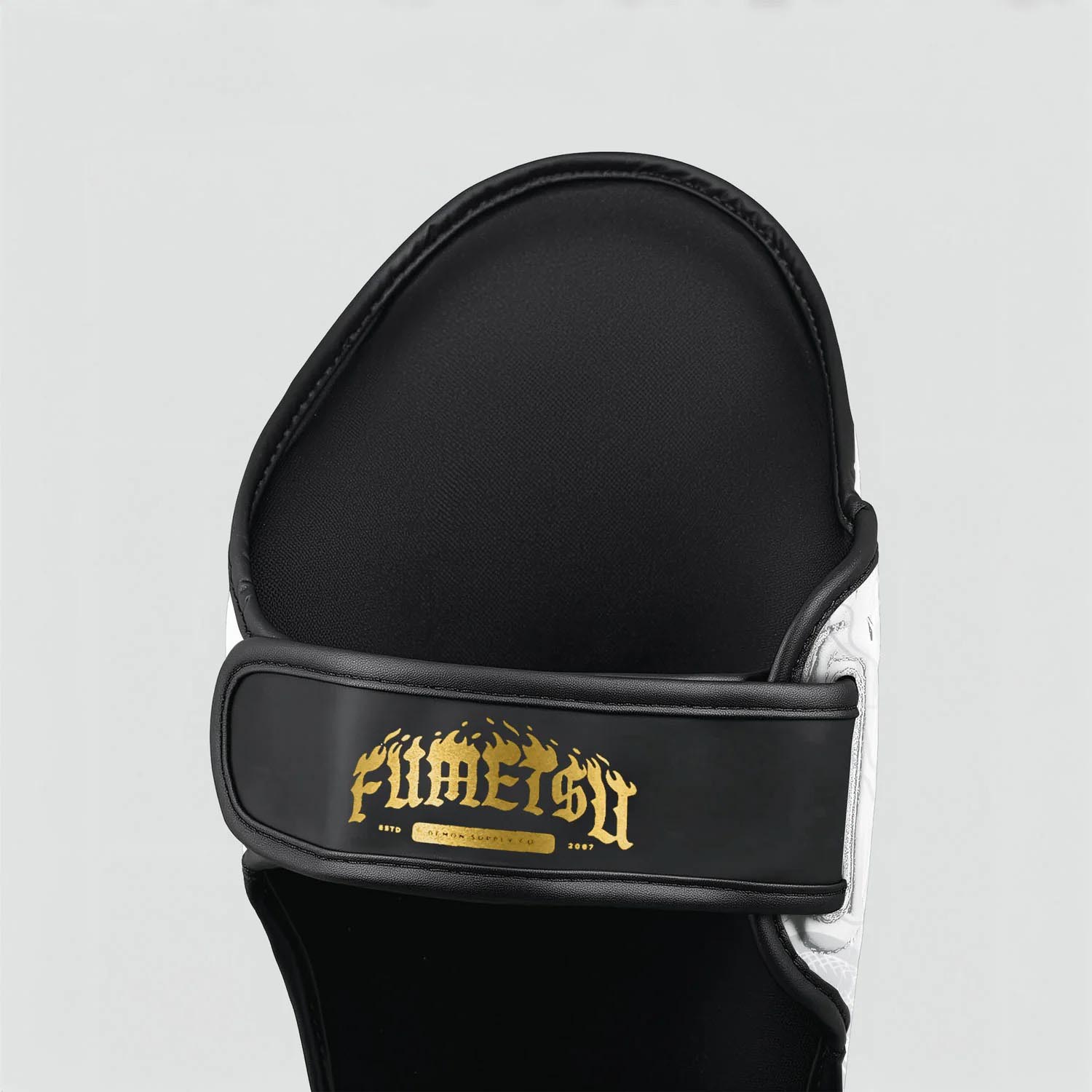 Fumetsu Shin Guards, Oni, white-gold, XL