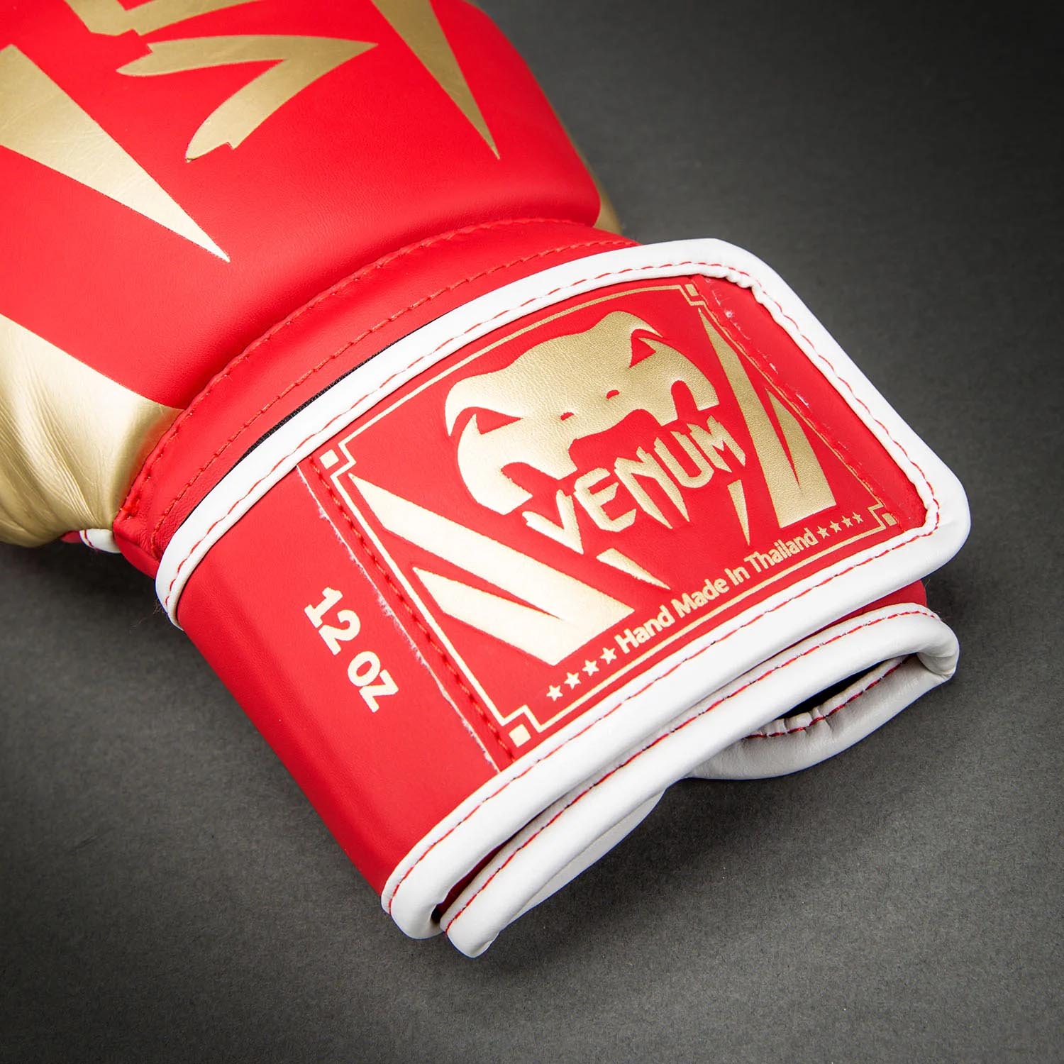 VENUM Boxing Gloves, Elite, red-gold, 16 Oz