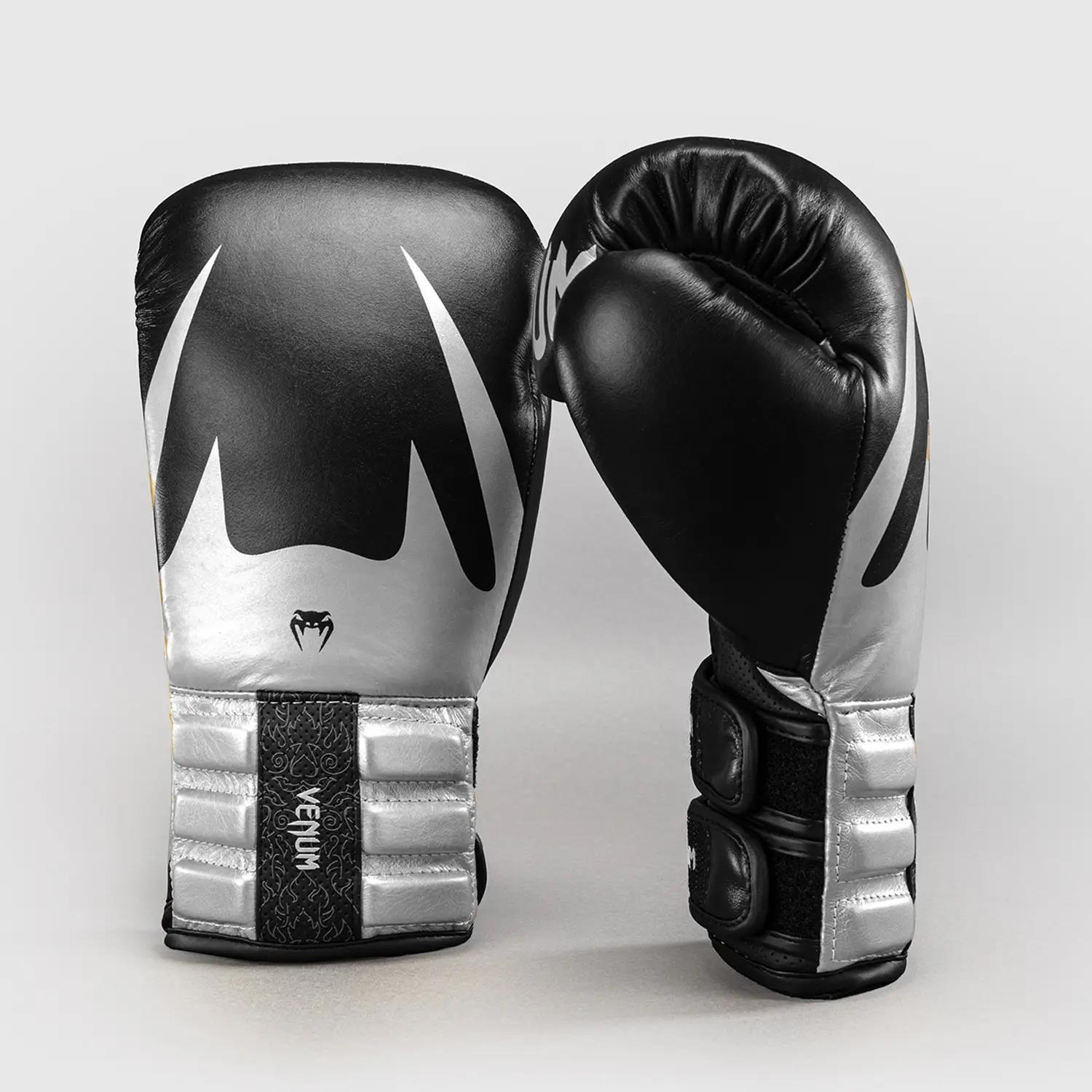 VENUM Boxing Gloves, Reverso, black-silver, 16 Oz