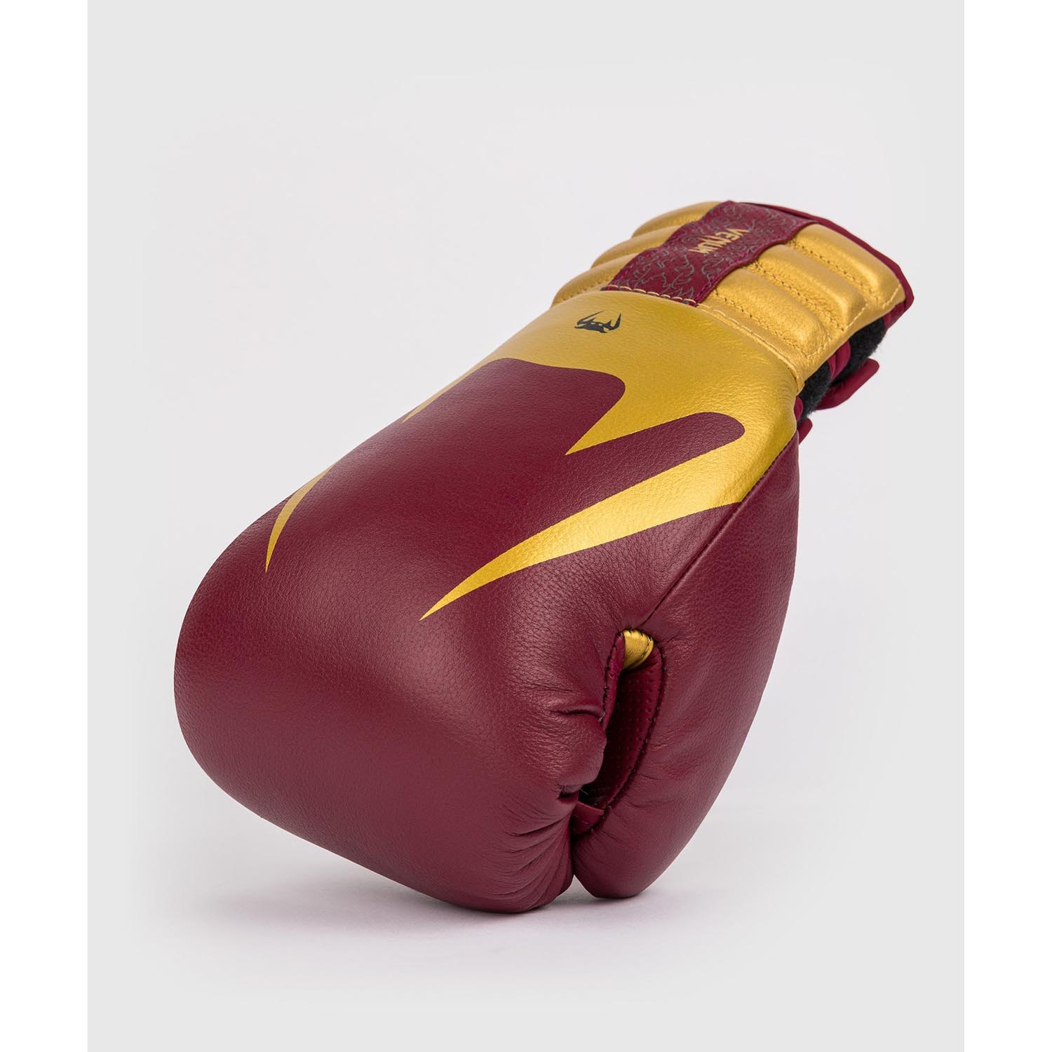 VENUM Boxing Gloves, Reverso, red-gold, 16 Oz