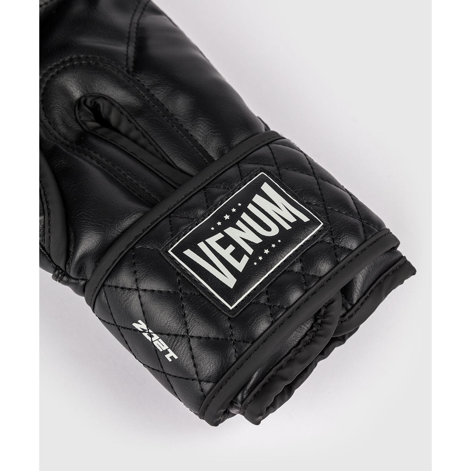 VENUM Boxing Gloves, Impact Classic, black, 10 Oz