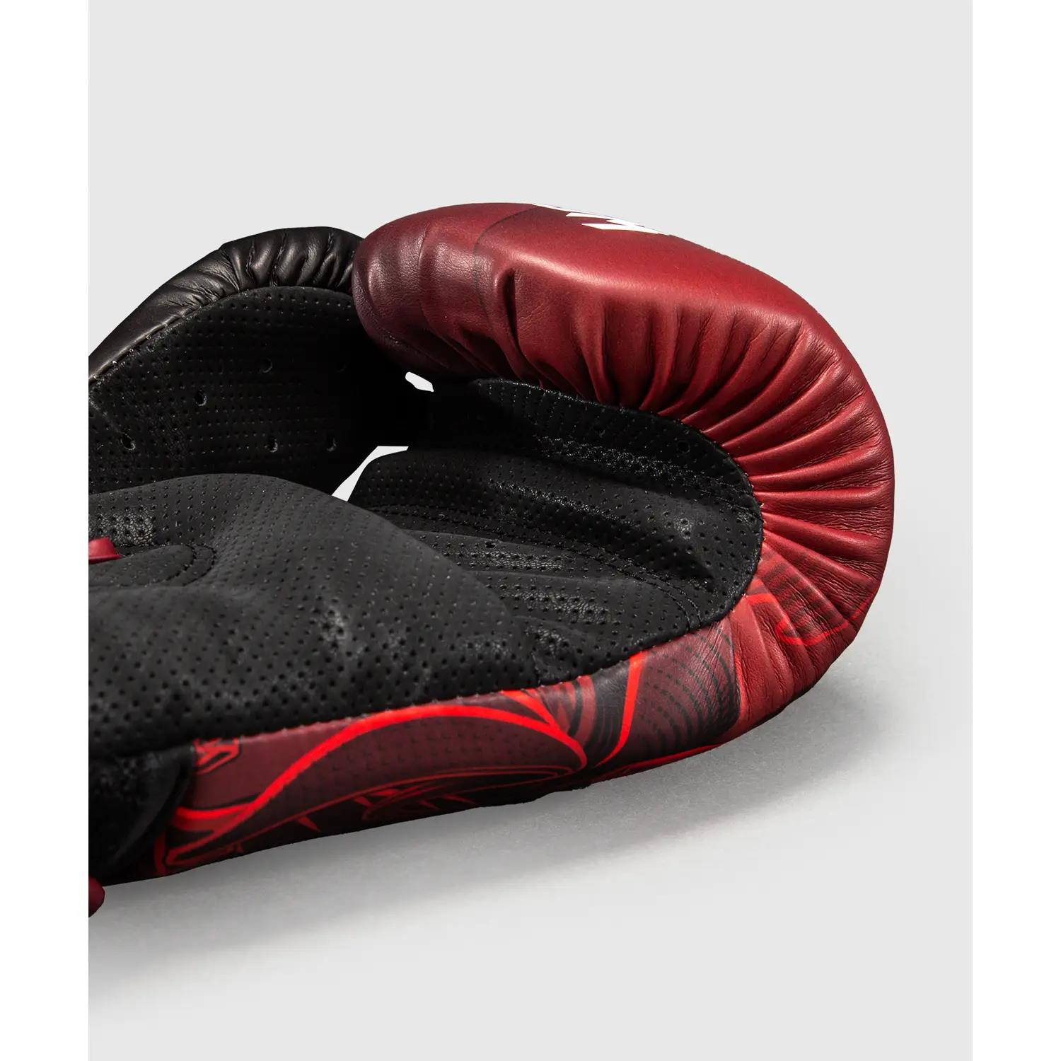 VENUM Boxing Gloves, Crimson Viper 2.0, black-red, 16 Oz