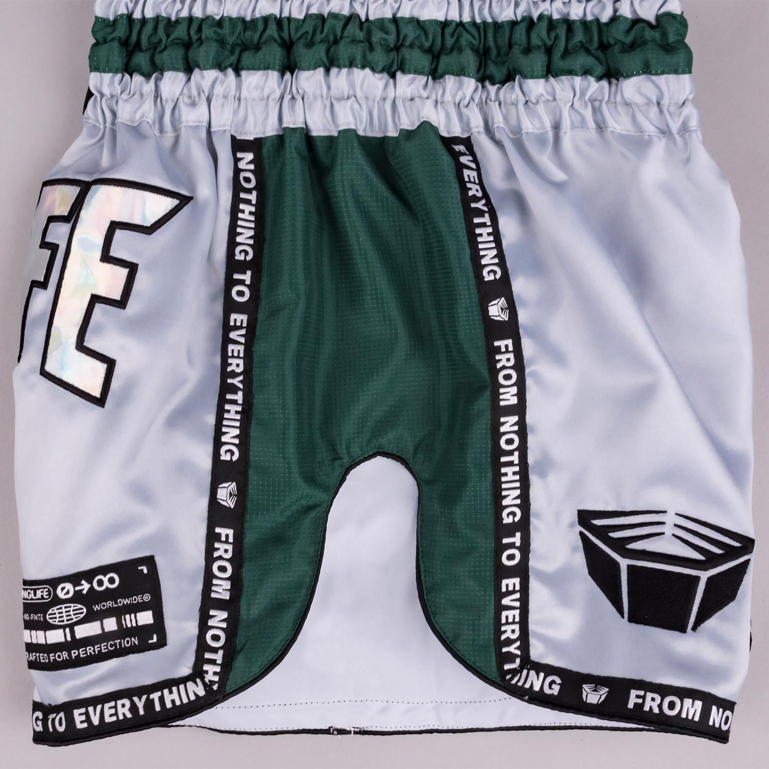 RINGLIFE Muay Thai Shorts, Vanguard, silver-green, XXL