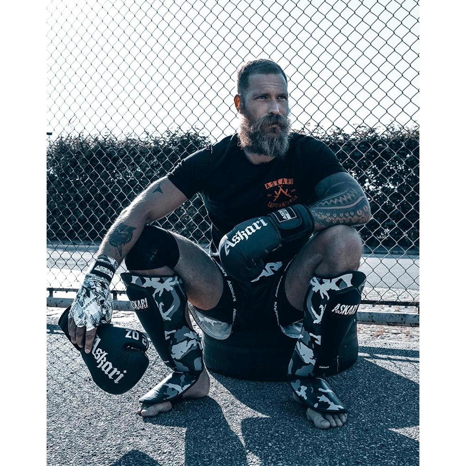 ASKARI Shinguards, Desert, black-camo, M