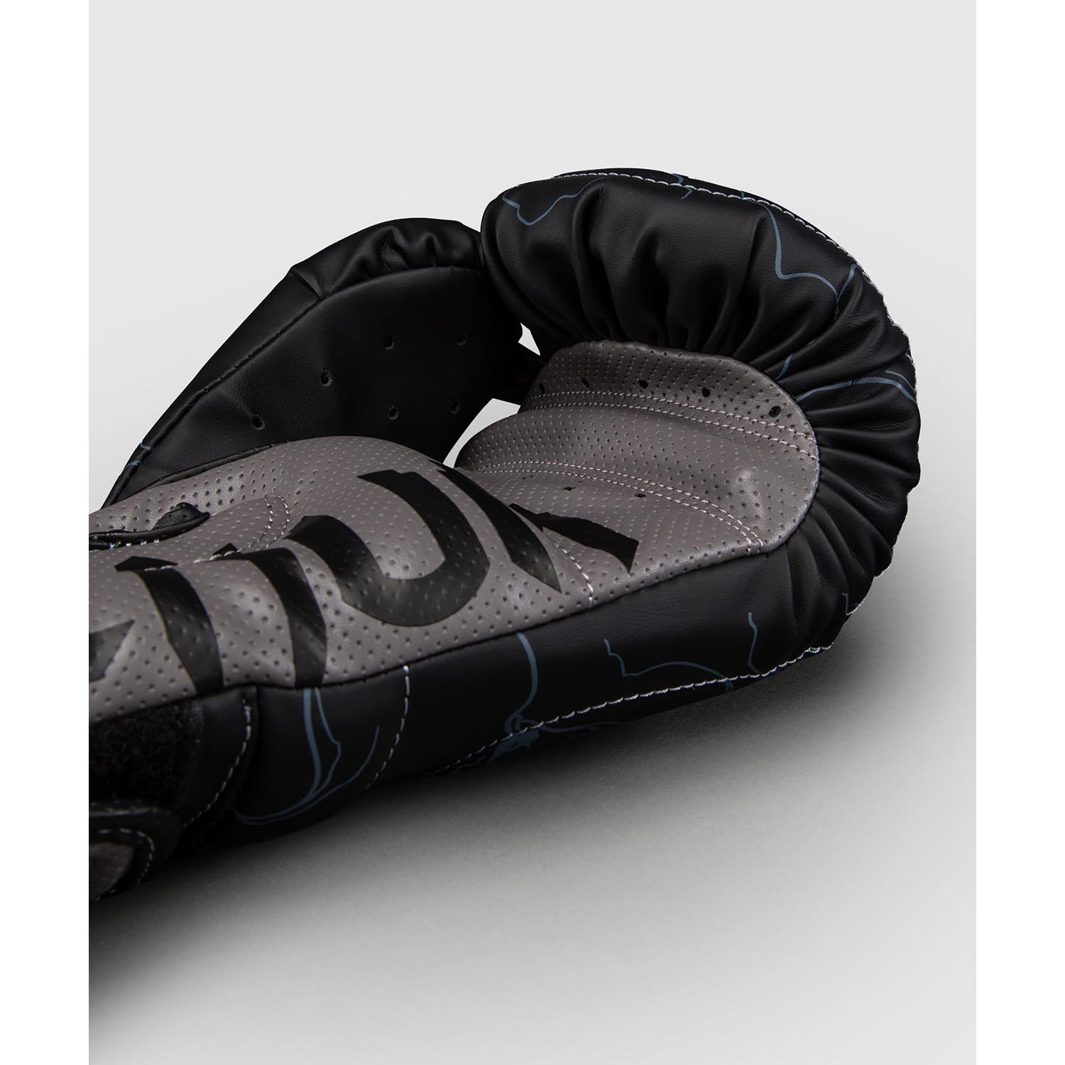 VENUM Boxing Gloves, Thunder Dragon, black-gray, 12 Oz
