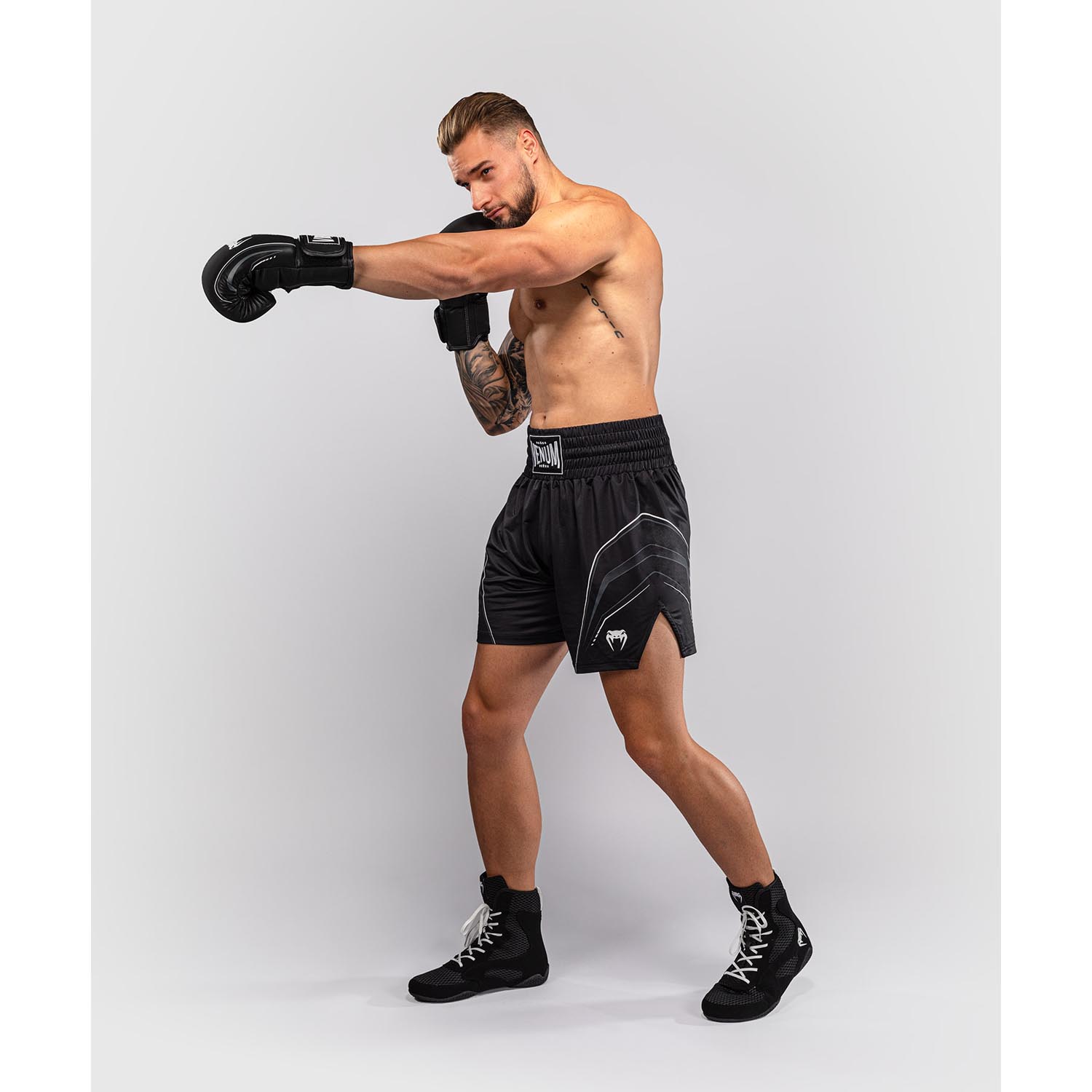 VENUM Boxing Pants, Streamline, black-white, M