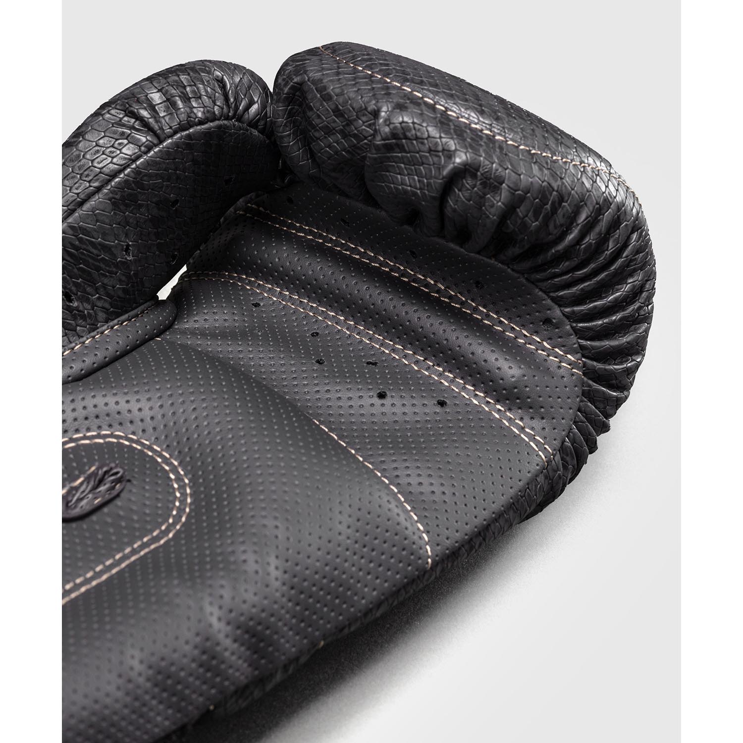 VENUM Boxing Gloves, Impact Evo Scales, dark gray, 12 Oz