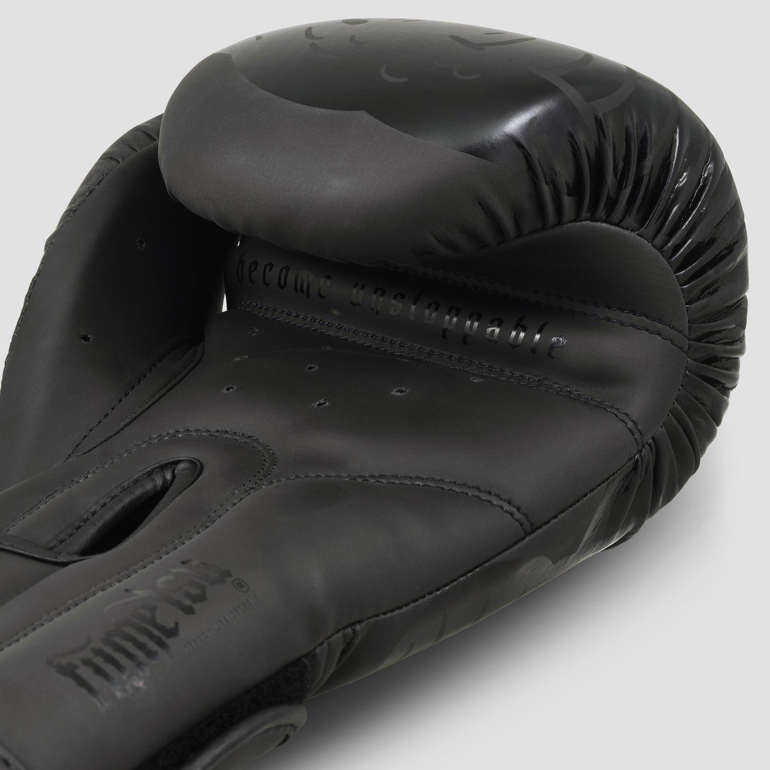 Fumetsu Boxing Gloves, Snake Eyes, black, 16 Oz