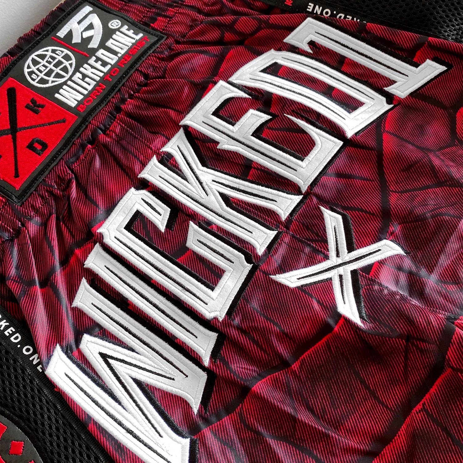 Wicked One Muay Thai Shorts, Caiman, black-red, L