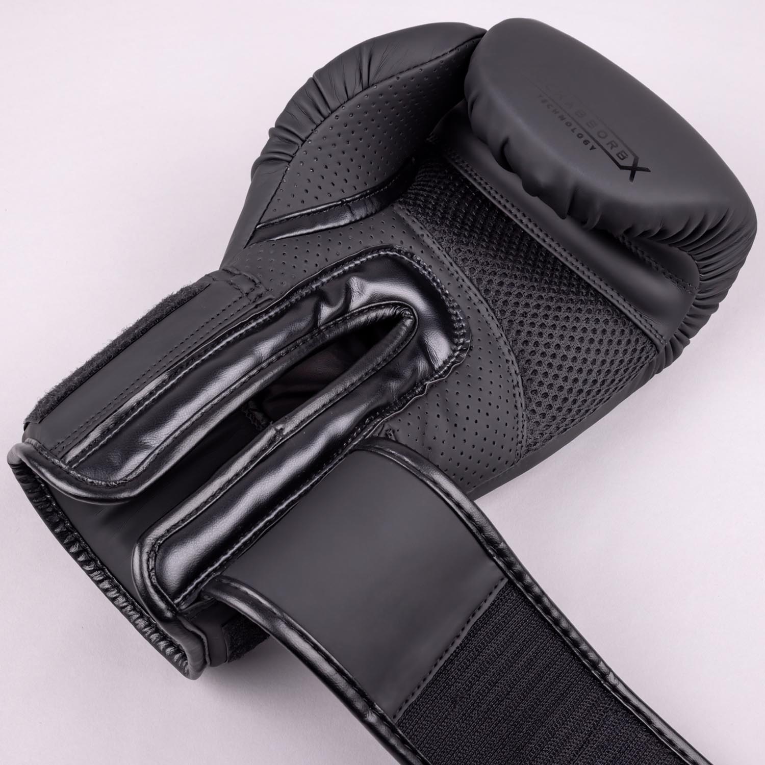 8 WEAPONS Boxing Gloves, Force 8, black-black, 10 Oz