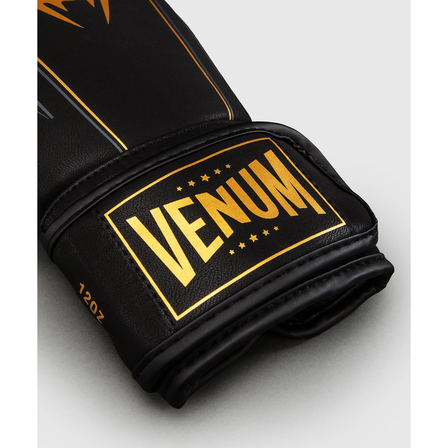 VENUM Boxing Gloves, Streamline, black-gold, 14 Oz