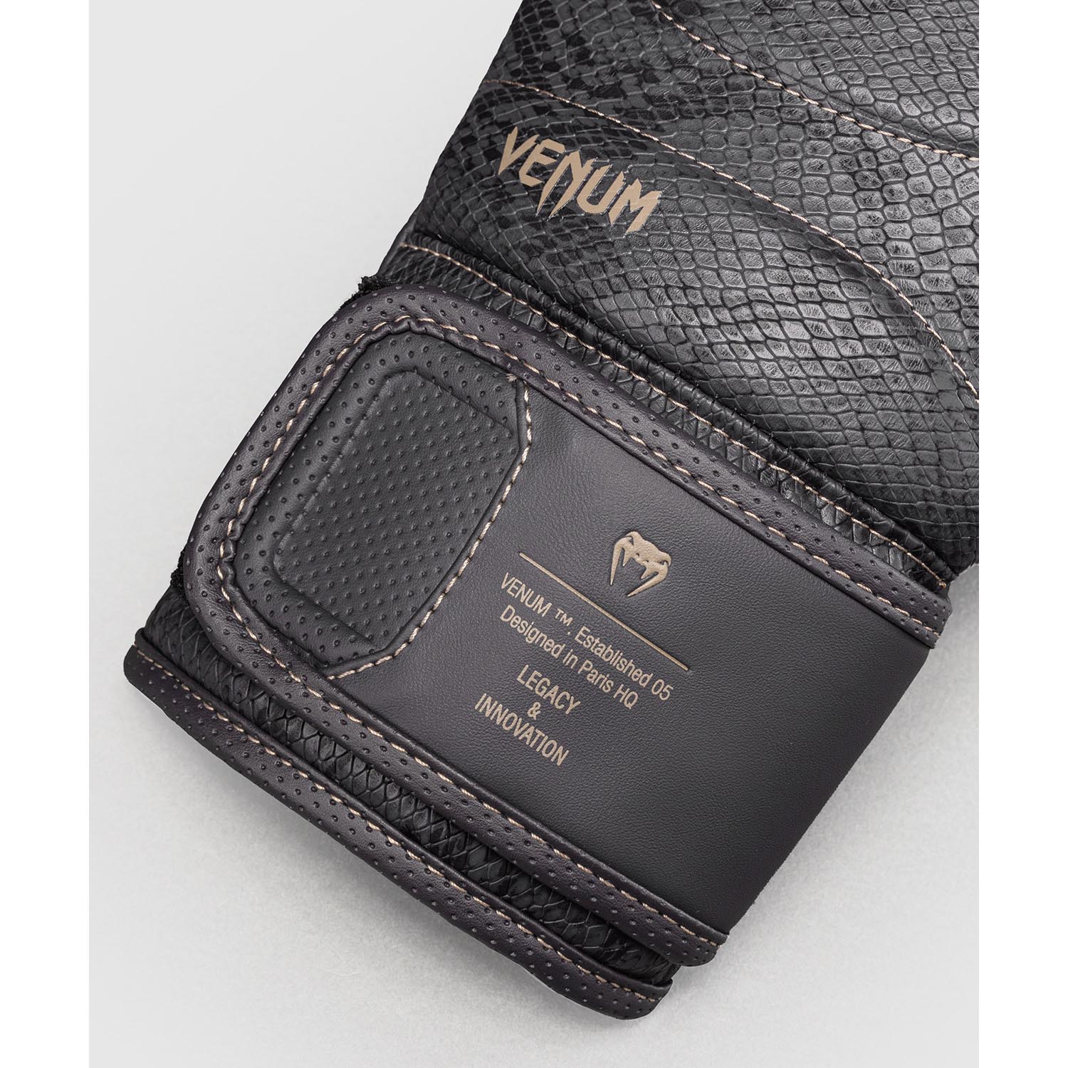 VENUM Boxing Gloves, Impact Evo Scales, dark gray, 16 Oz