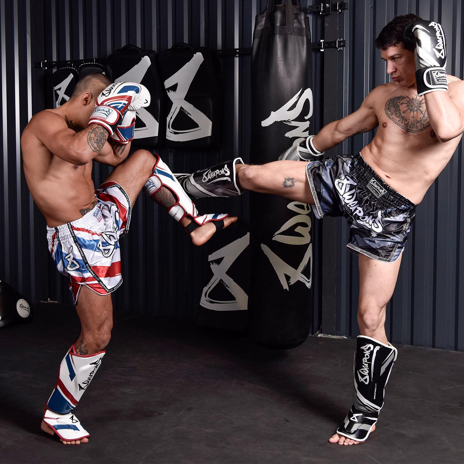 8 WEAPONS Muay Thai Shorts, Shift, white-navy-red, XXL