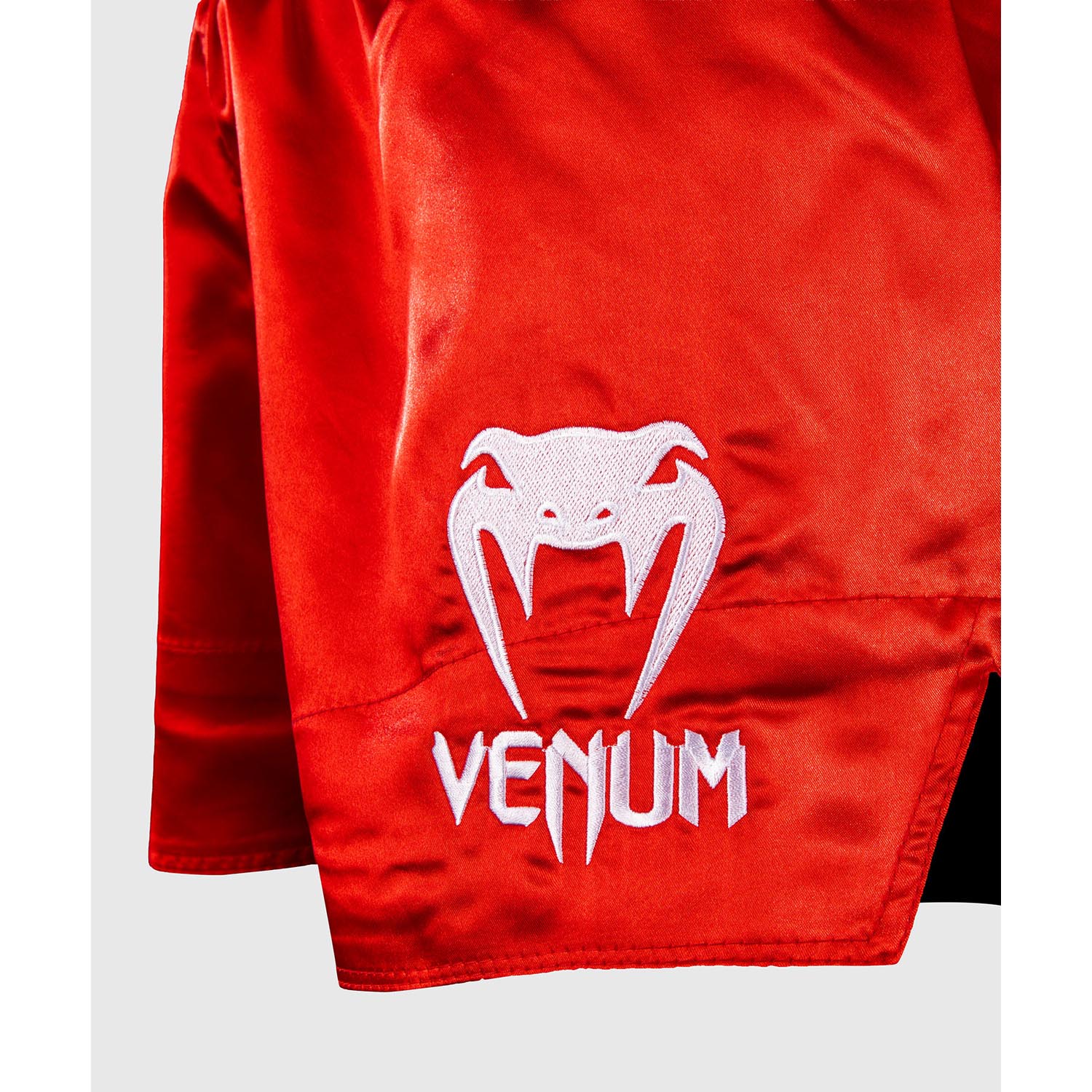 VENUM Muay Thai Shorts, Classic, red-white, M