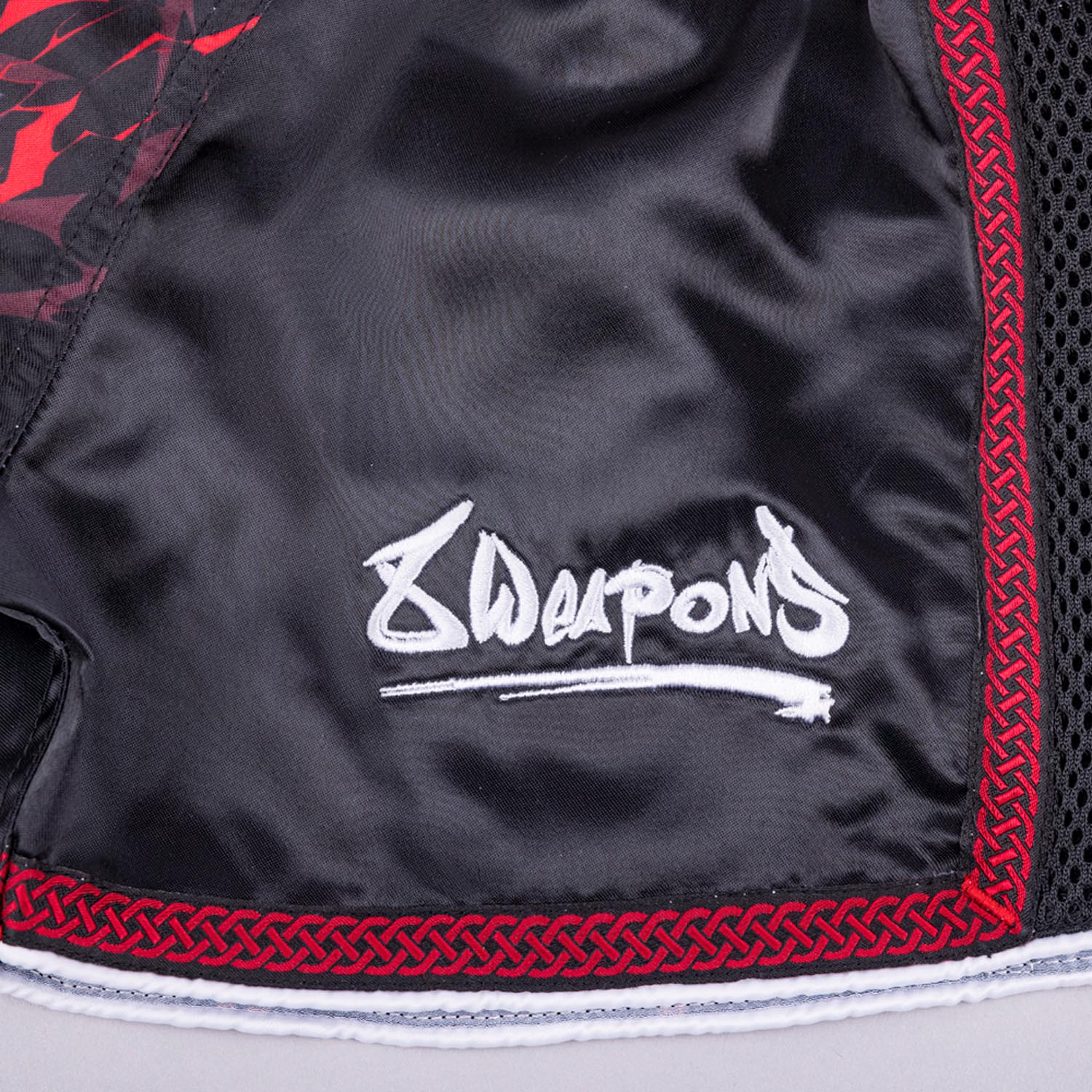 8 WEAPONS Muay Thai Shorts, Kids, Beastial Wolf, black-red, 12-14 Y