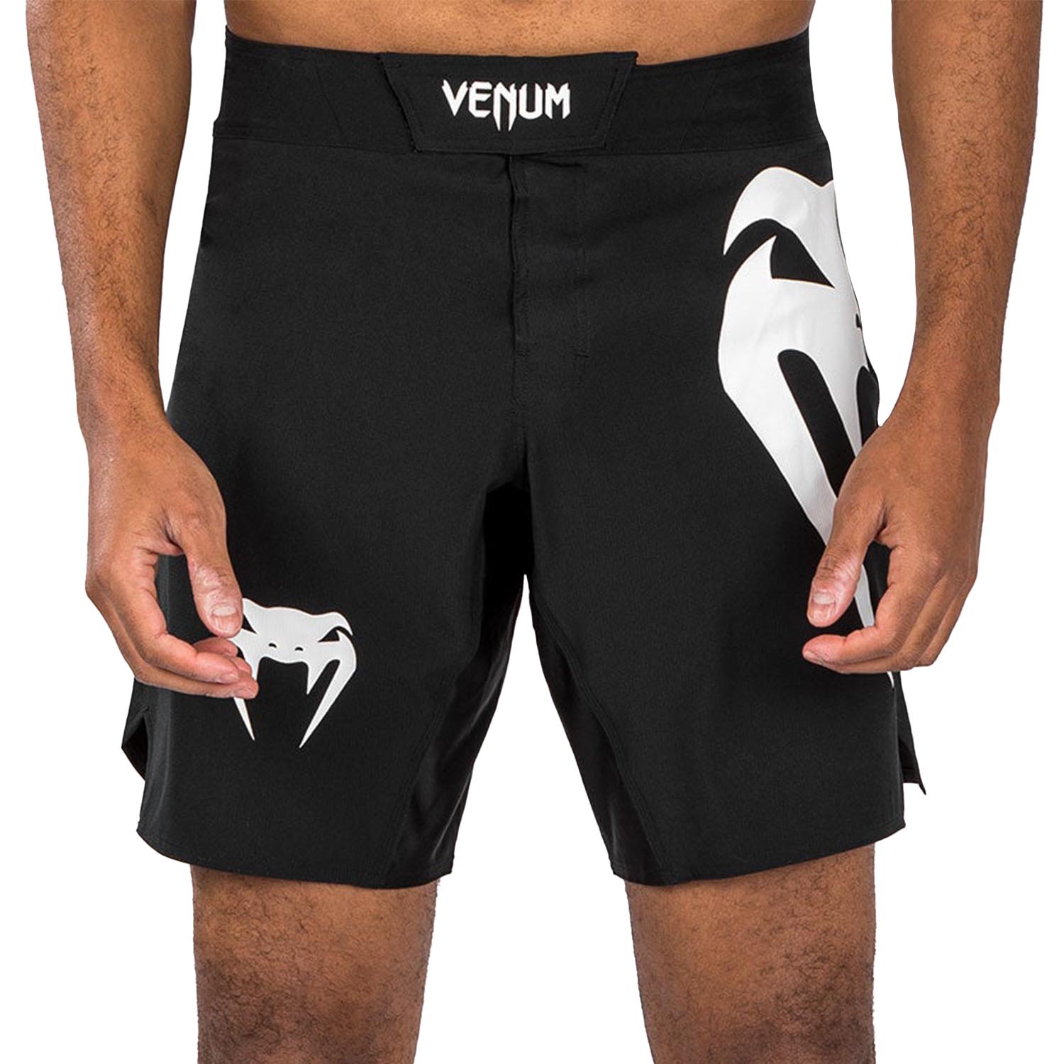 VENUM MMA Fight Shorts, Light 5.0, schwarz-weiß