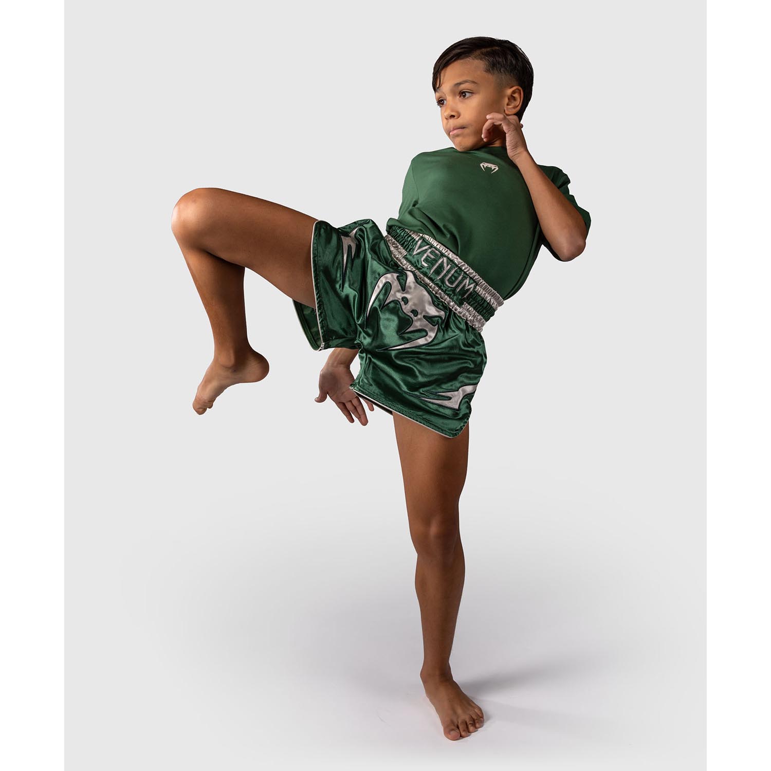 VENUM Muay Thai Shorts, Kids, Inferno, green, 8 J