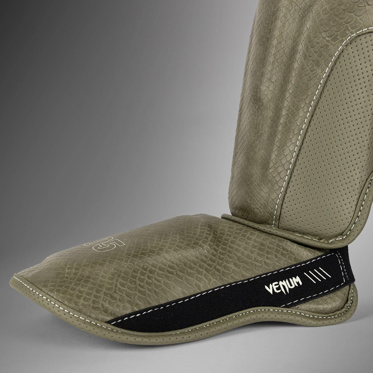 VENUM Shinguards, Impact Evo Scales, dark green, XL