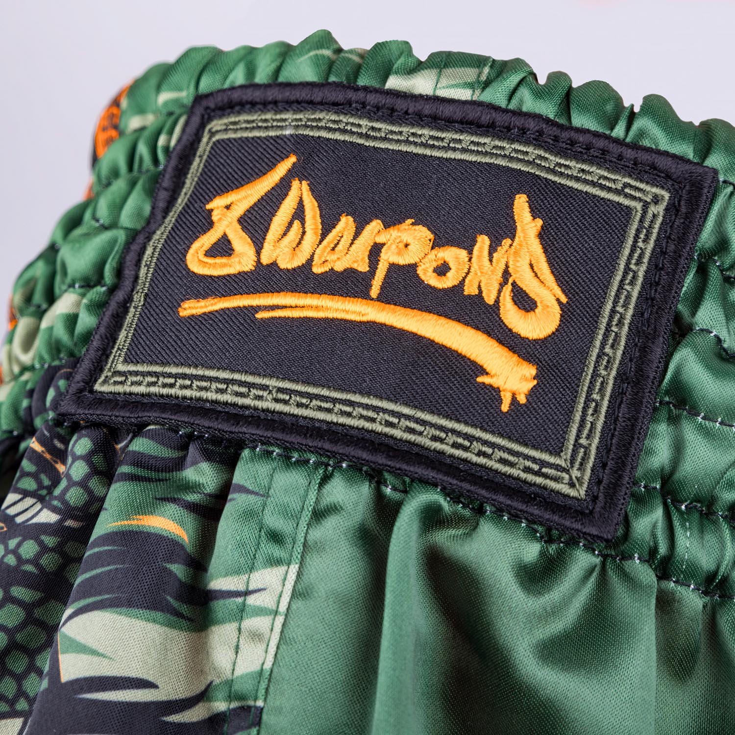 8 WEAPONS Muay Thai Shorts, Kids, Beastial Viper, khaki, 12-14 Y