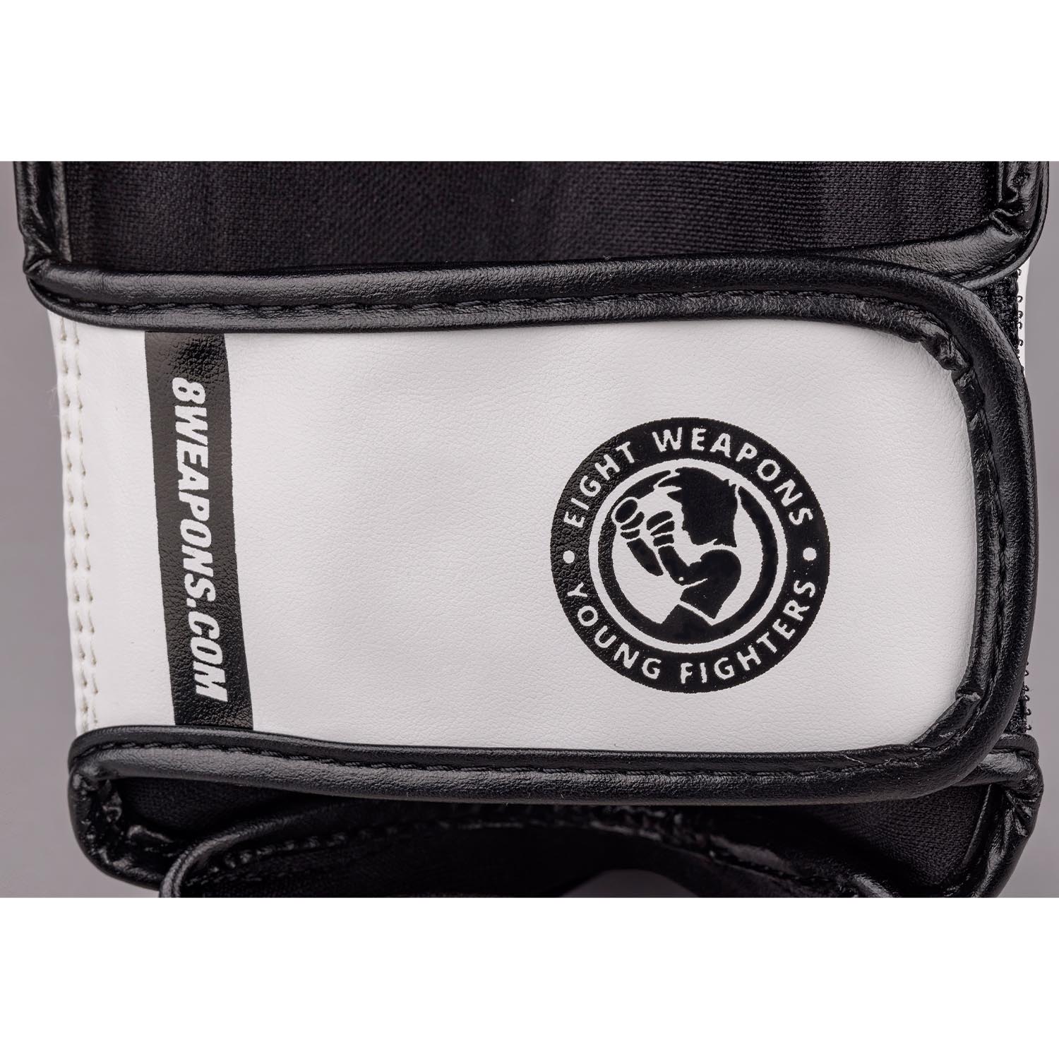 8 WEAPONS Shin Guards, Kids, Unlimited 2.0, white-black XXXL