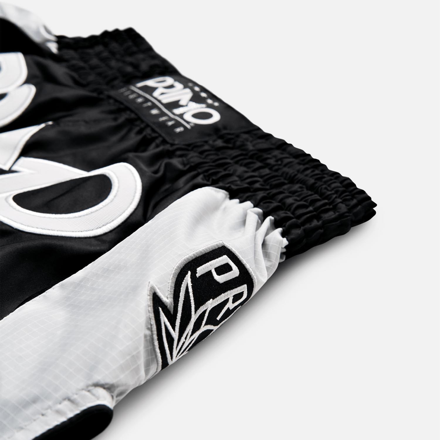 PRIMO Muay Thai Shorts, Off Wai, black-white