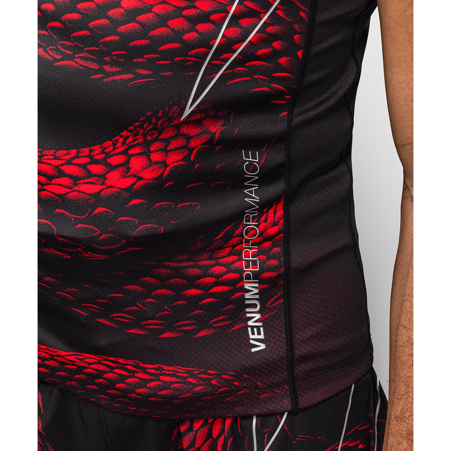 VENUM Rashguard, S/S, Matupa, black-red-silver, XXL