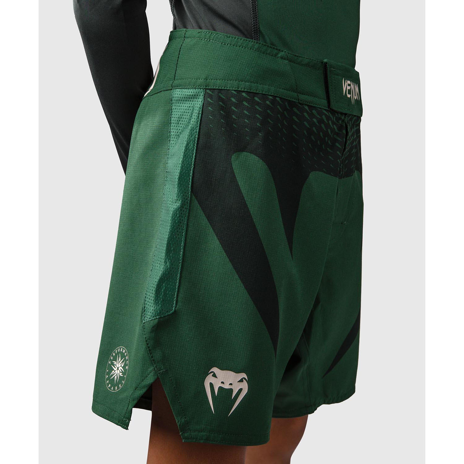 VENUM MMA Fight Shorts, Kids, Attack, green-white, 14 J