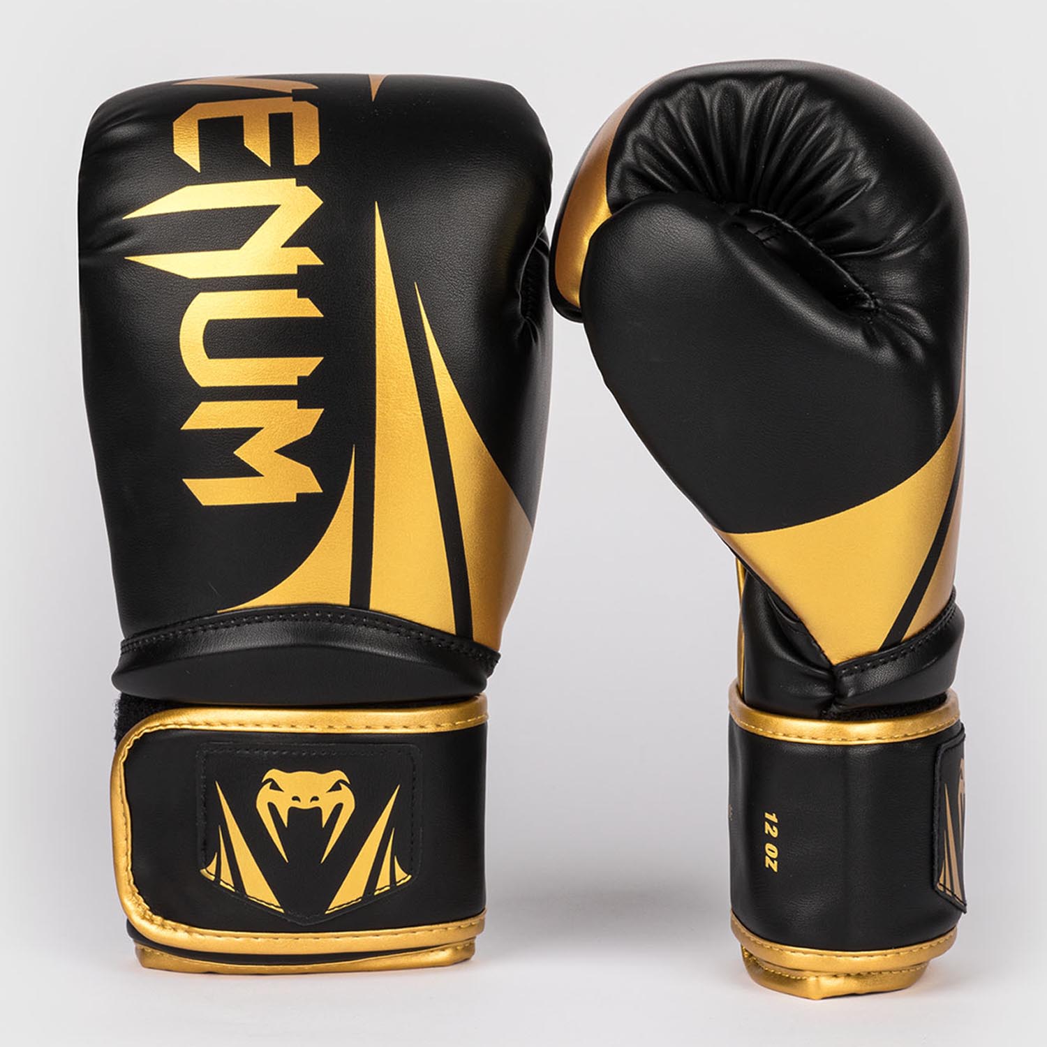 VENUM Boxing Gloves, Challenger 2.5, black-gold, 16 Oz