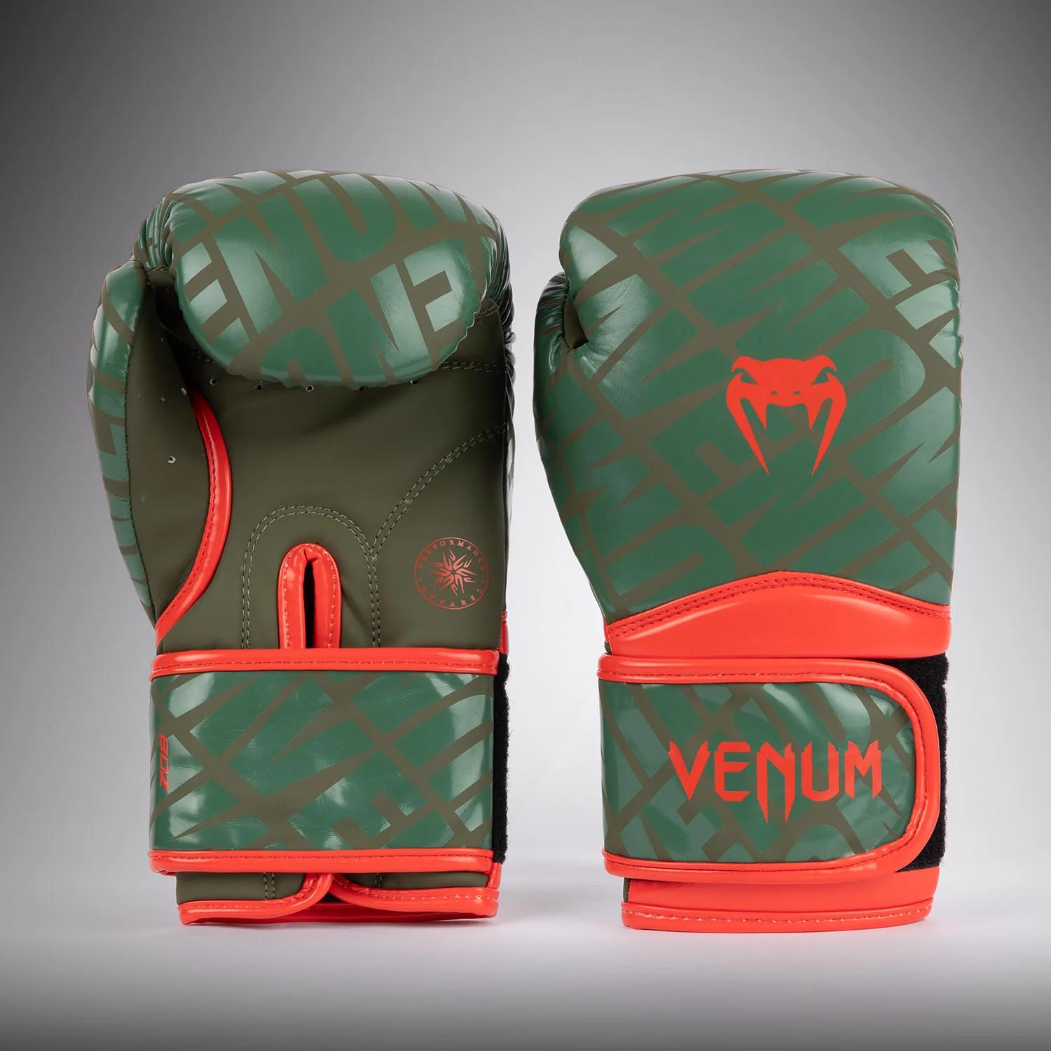 VENUM Boxing Gloves, Kids, Contender 1.5 XT, green-red, 6 Oz