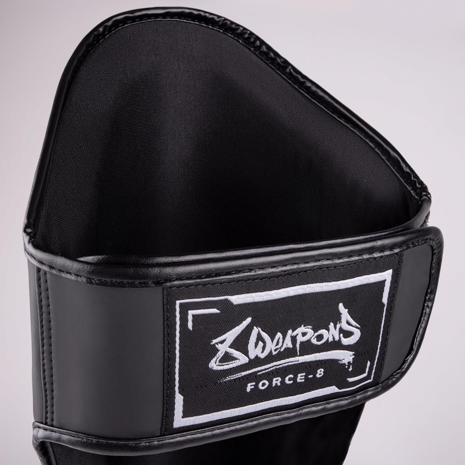 8 WEAPONS Shin Guards, Force 8, black-black, XL
