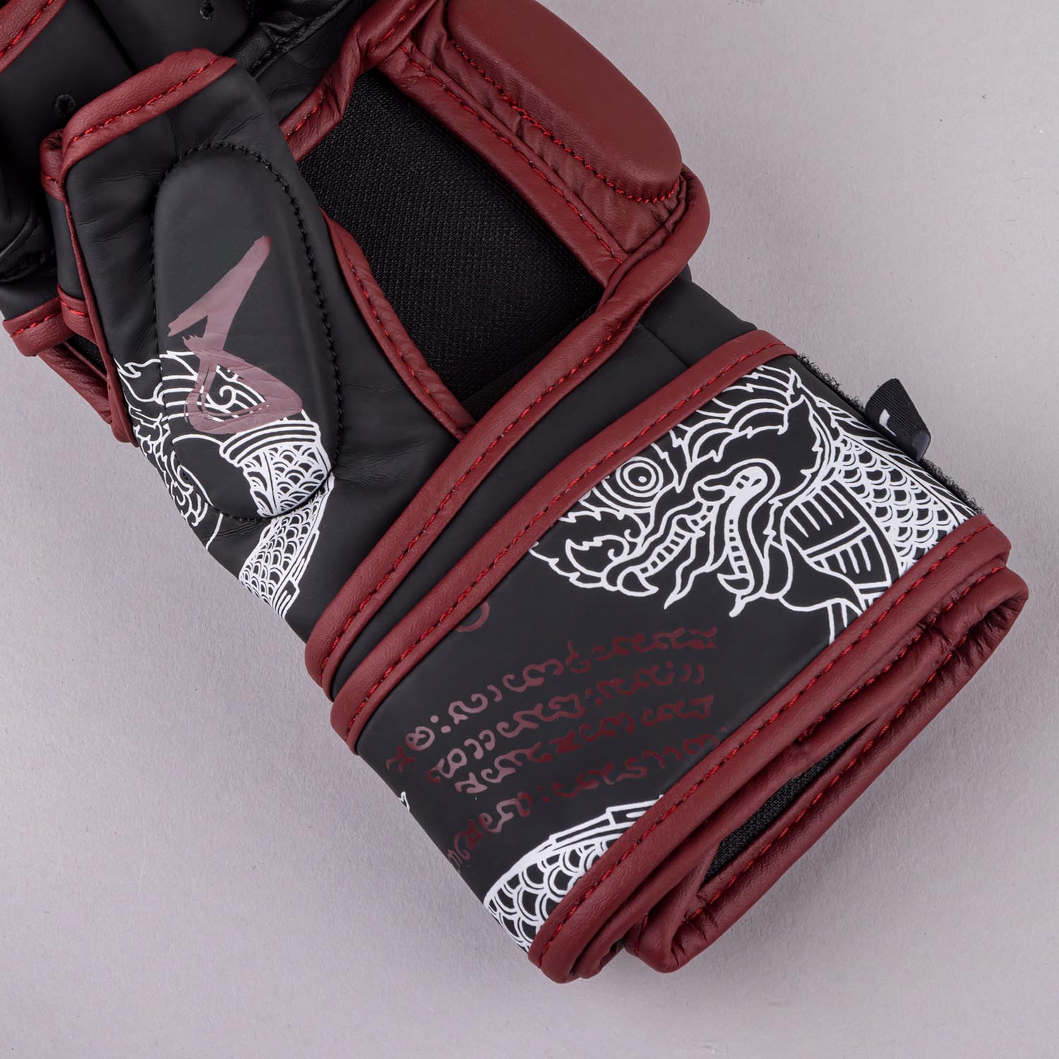 8 WEAPONS MMA Sparring Gloves, Sak Yant Naga, black-maroon, XL