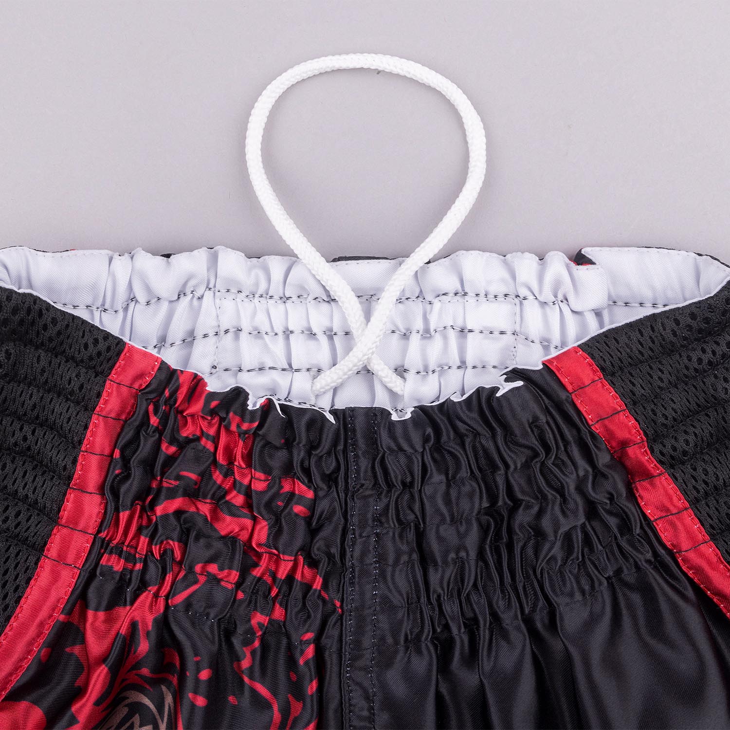 8 WEAPONS Muay Thai Shorts, Kids, Joe, black-red, 8-10 Y