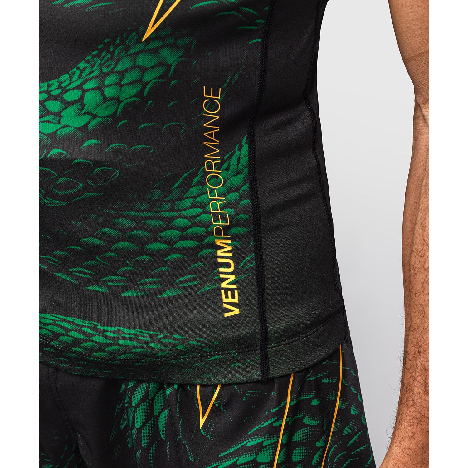 VENUM Rashguard, S/S, Matupa, black-green-gold, M