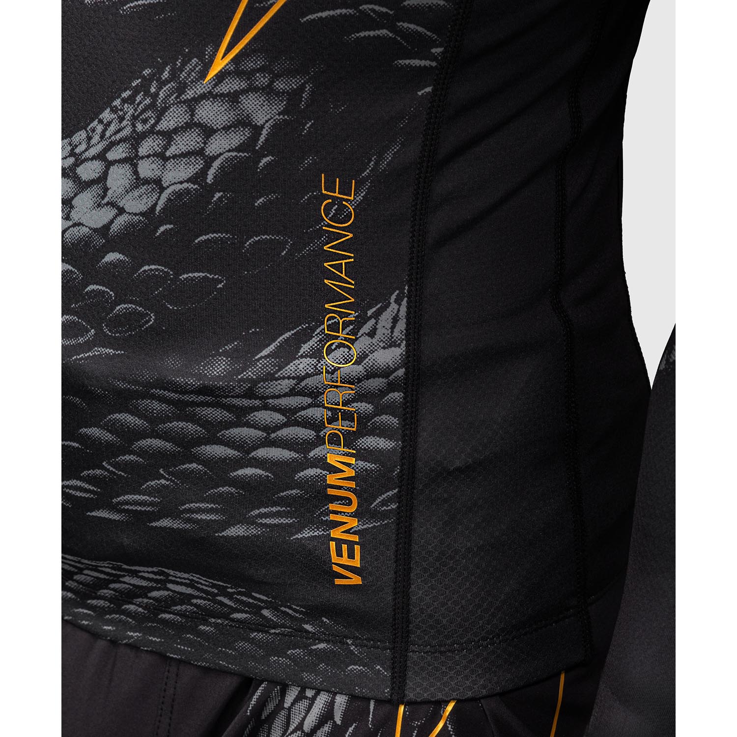 VENUM Rashguard, L/S, Matupa, black-grey-gold, M