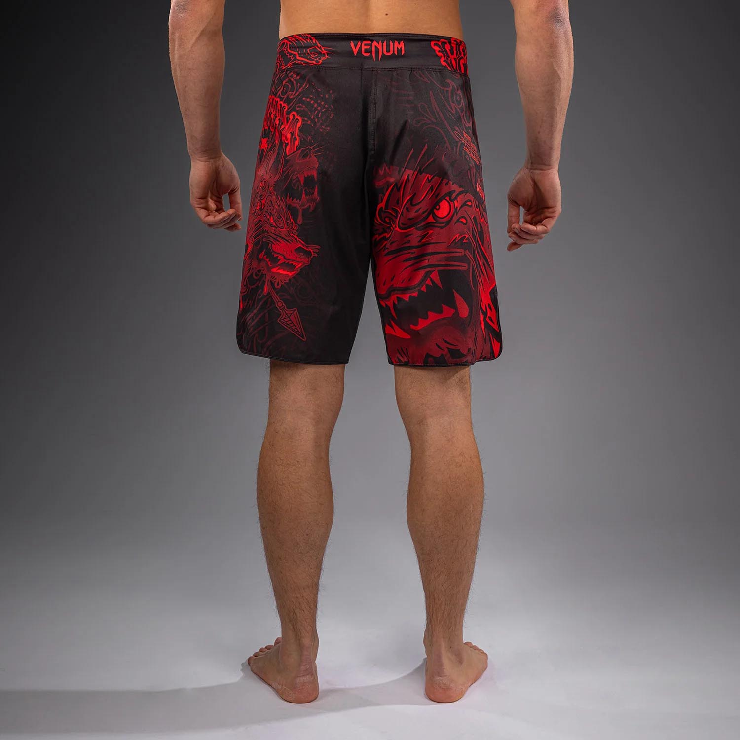VENUM MMA Fight Shorts, Wolf Atak, black-red, XXL