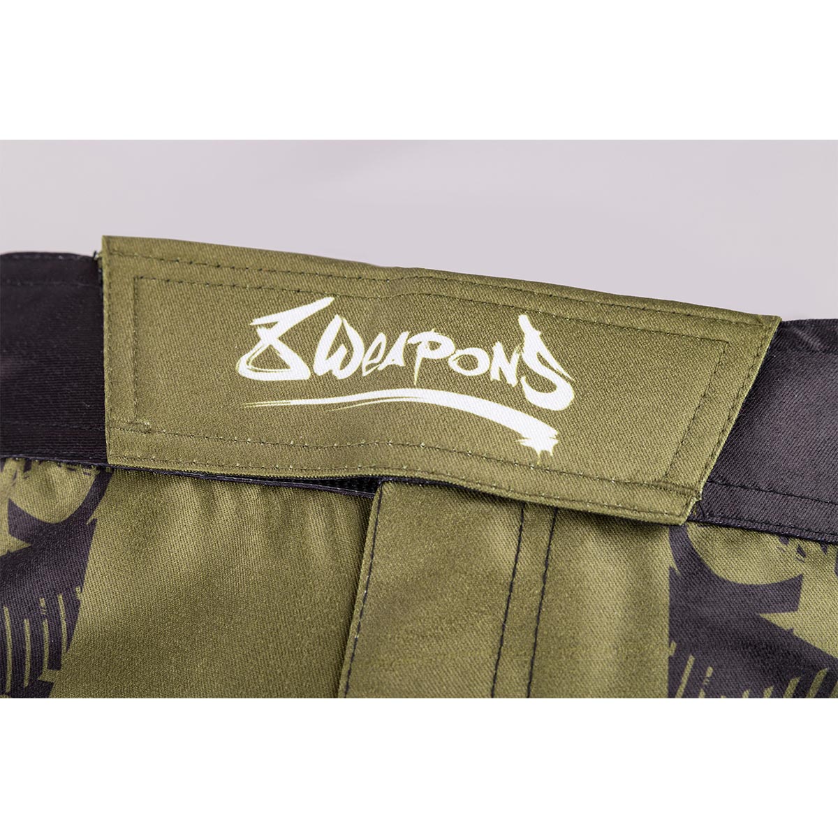 8 WEAPONS Fight Shorts, Hit 2.0, olive-black, XXL